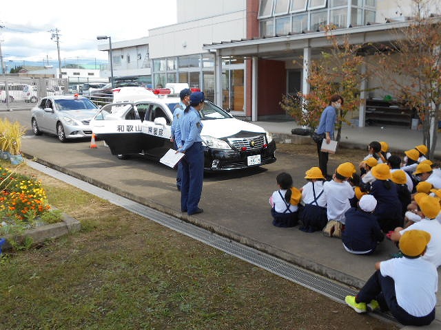 ３年　安楽川小学校地域安全マップ作り