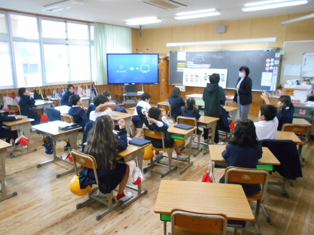 キッズサポート２年５年、学校訪問