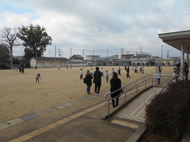 １年生と新入児の交流会