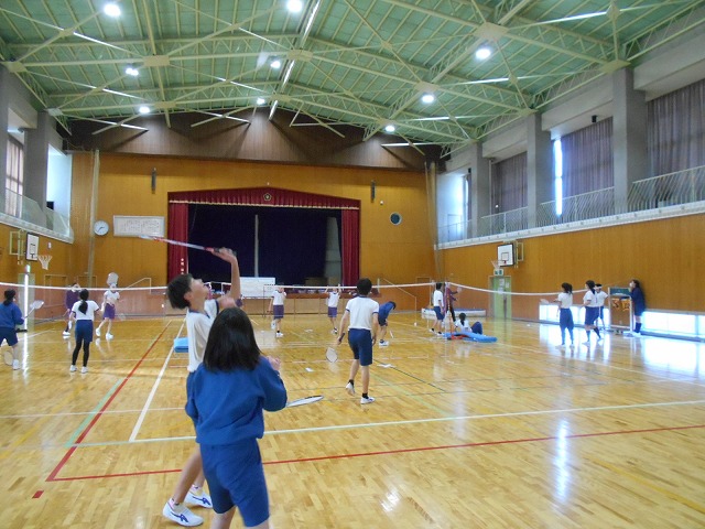 クラブ活動（3年生見学）
