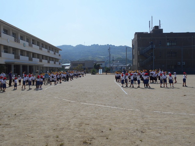 朝トレ、昼休み、耳鼻科検診