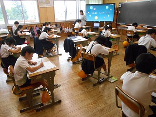 今日の授業風景（１年~６年）