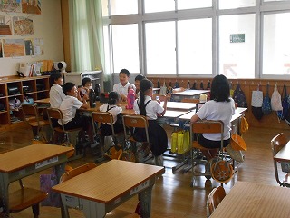 縦割り班で、ティータイム
