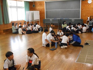 縦割り班で、ティータイム