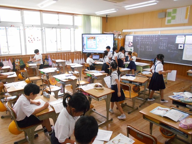 2学期始業式、授業風景(1~6年)