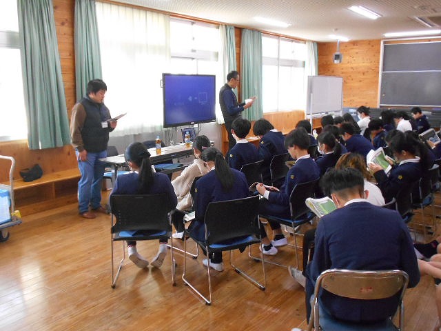 ６年　租税教室