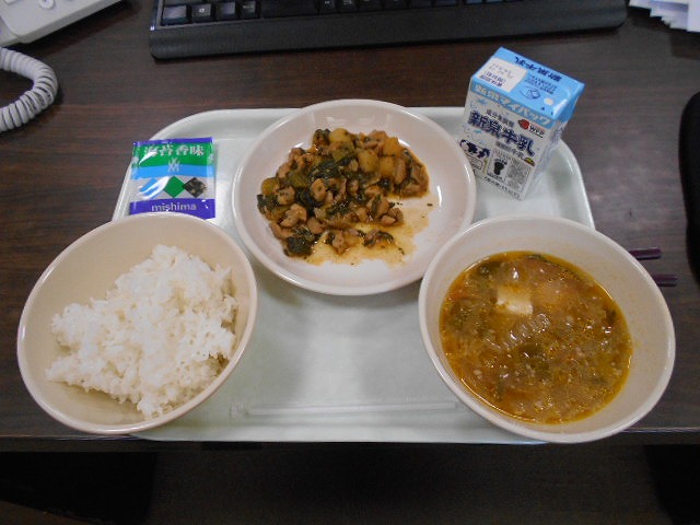 今日の給食（韓国料理タッチョリム）