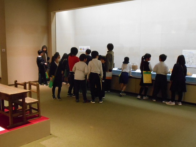 ３年　和歌山市立博物館見学