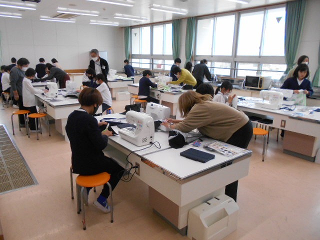 5年Ａ組ミシンボランティア