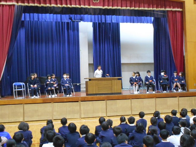 児童会役員選挙立ち会い演説会