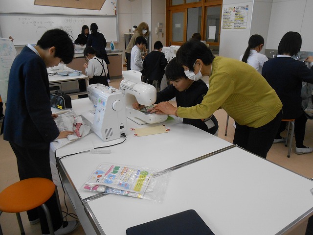 5年Ａ組ミシンボランティア