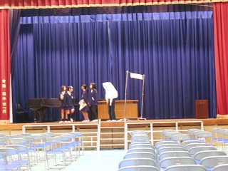 6年生の創作劇を観賞