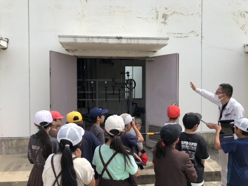 4年生が貴志川浄水場を見学してきました。