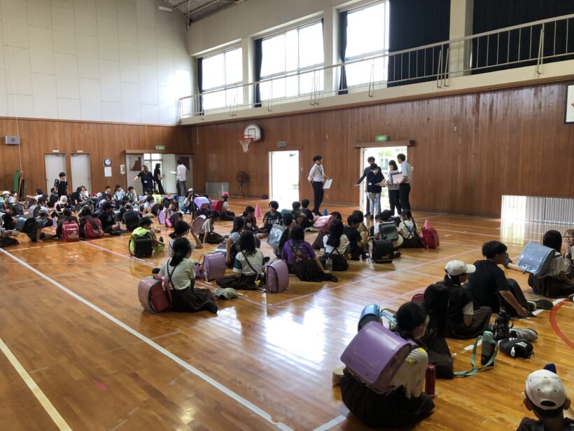 授業参観を行いました。