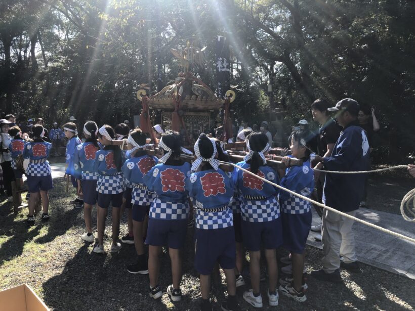 丹生神社の秋祭りに参加しました。