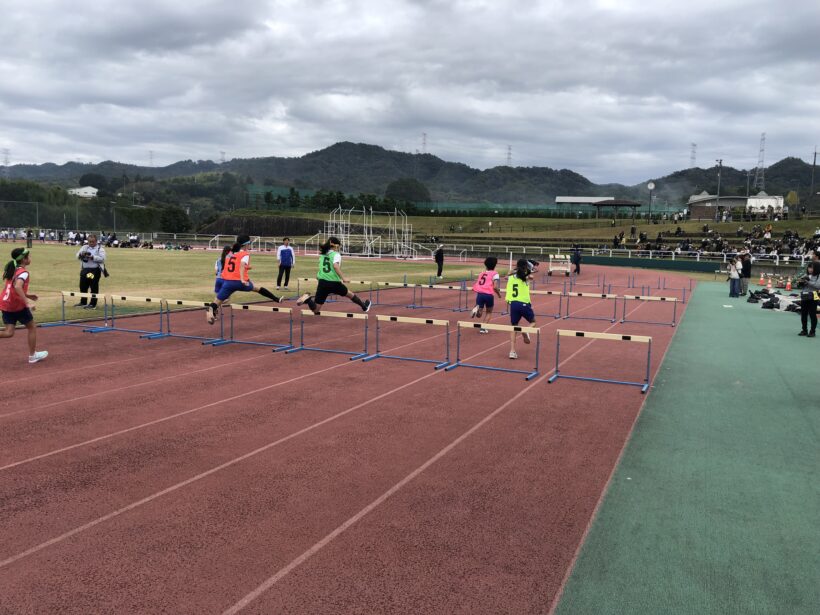 ６年生が陸上大会に参加してきました。