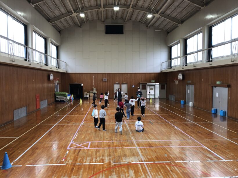 低学年とドッジボール