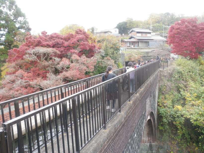 4年生が校外学習に行ってきました。