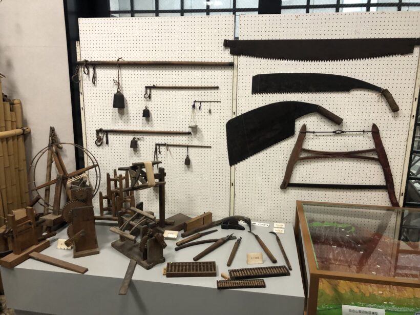 ３年生が校外学習に行ってきました。