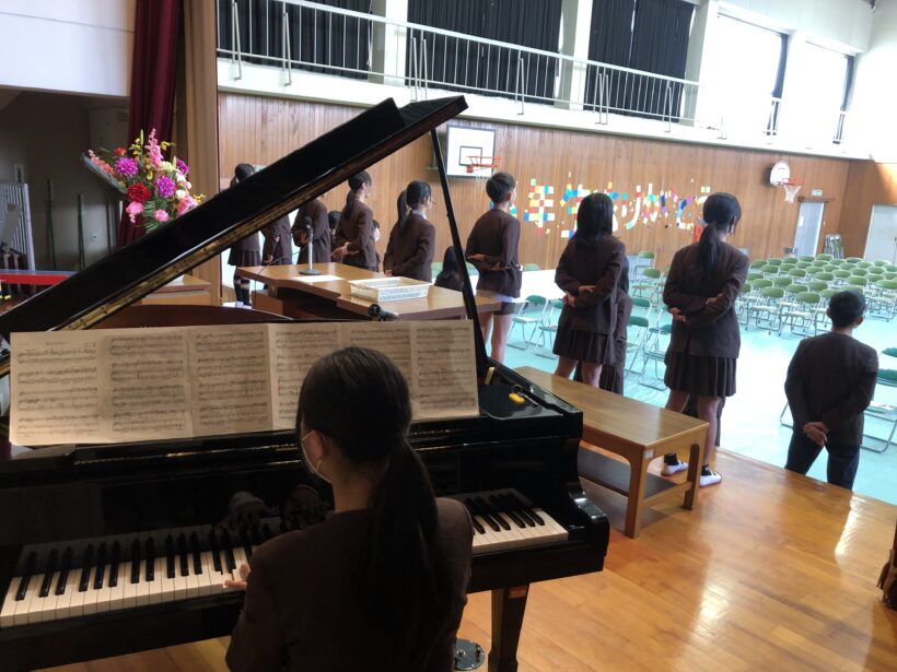 卒業式前日・卒業式準備