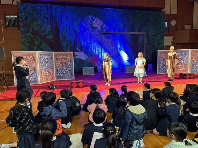 観劇「ふしぎの国のアリス」