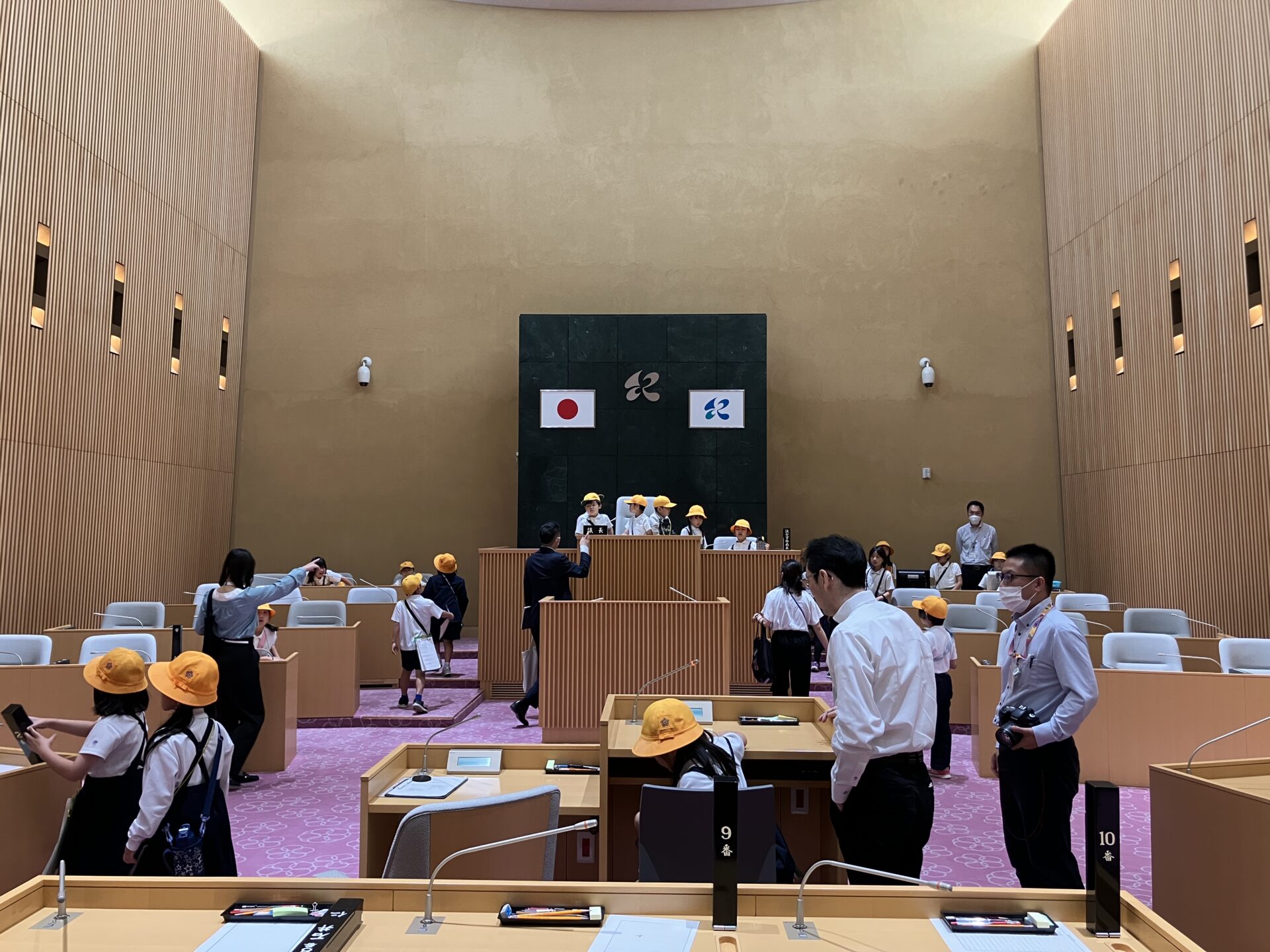 市役所・図書館探検（３年）