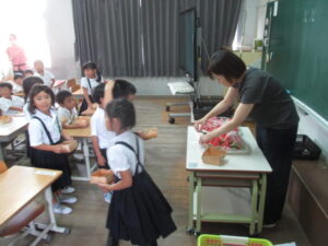 登校日