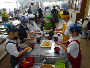 5年　いなりずし作り