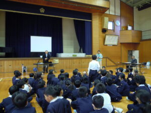 4年　梅干し贈呈式