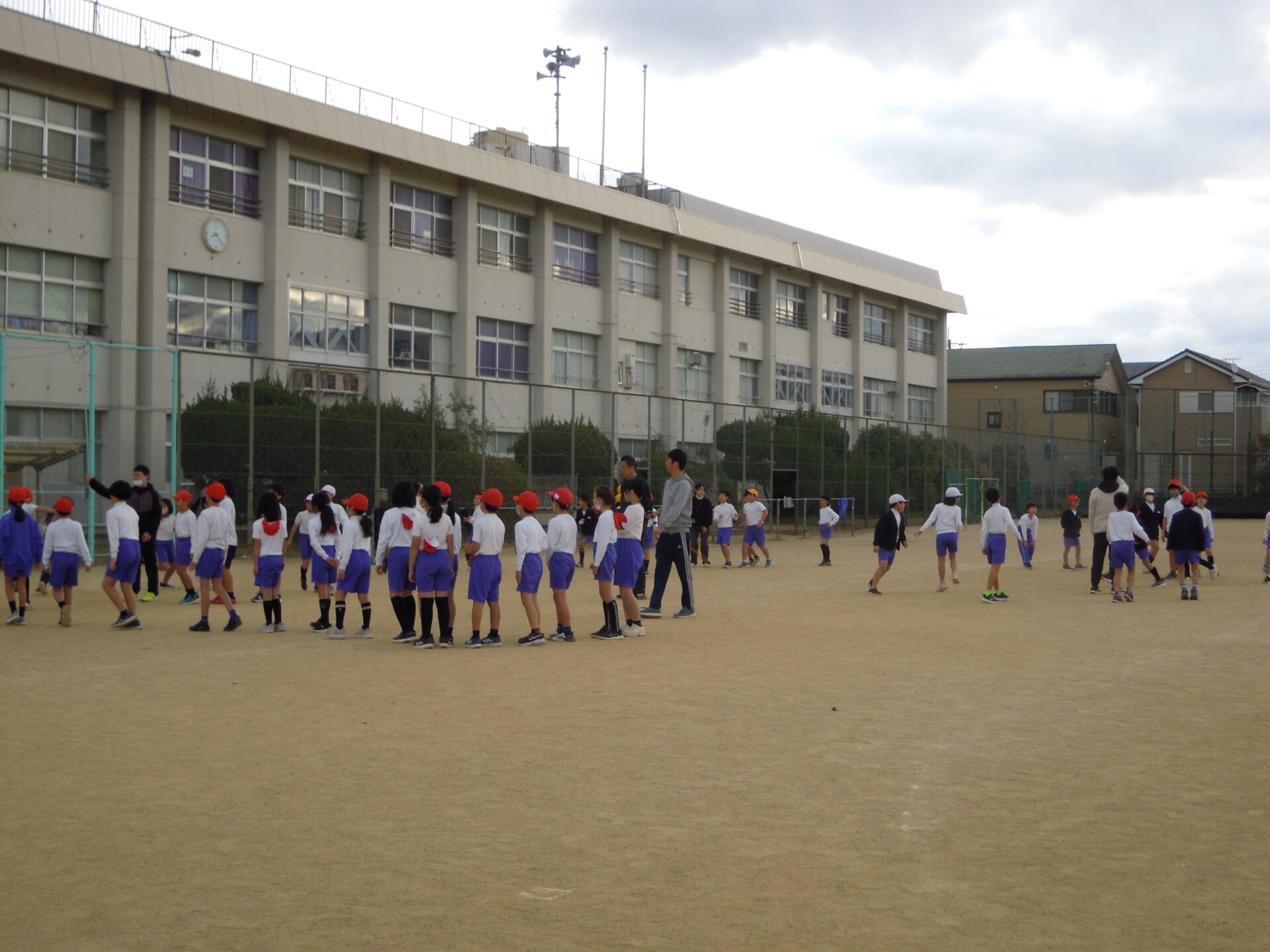 朝の体操（大なわ）