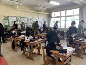 授業参観・学校運営協議会・教育講演会
