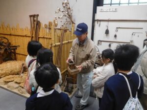 2025年1月23日　紀の川市歴史民俗資料館見学（3年生）