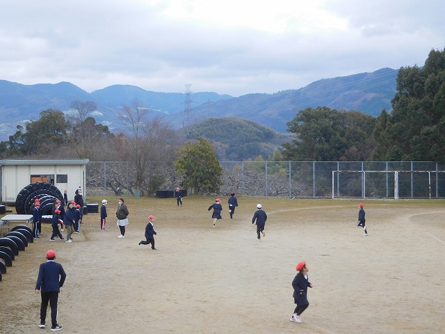 2025年2月21日　すこやかタイム（全校鬼ごっこ）