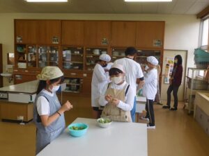 2025年6月10日　梅ジュースづくり1