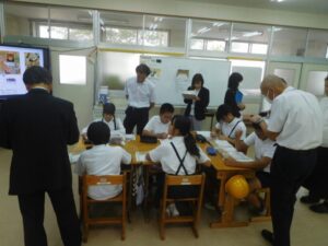 2025年10月15日　教科担任制モデル校研修（6年生）