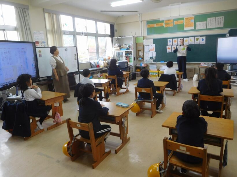 2025年11月13日　ALT（低学年）