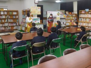 2025年12月17日　ひばりさんの読み聞かせ（低）