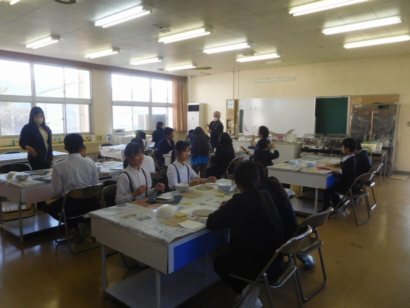 2025年12月19日　陶芸教室（4～6年生）