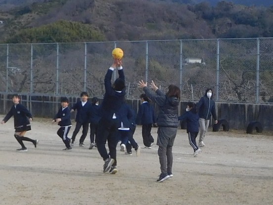 2026年3月13日　全校ドッジボール（すこやかタイム）