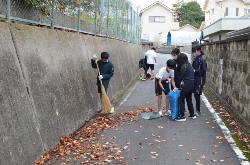 授業風景【11月22日】とクリーンアップ運動🍂