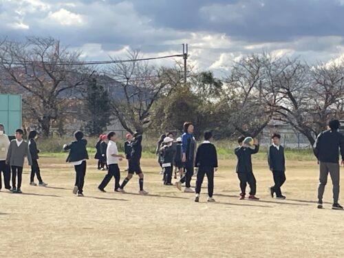 観劇～川原小学校の子供達と～（全校）