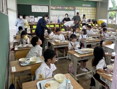 給食試食会(1年)