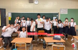教育実習の先生とお別れ