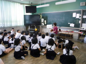 登校日（平和学習）