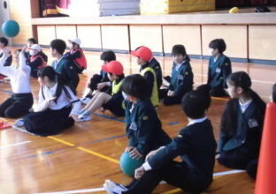 川原小学校と交流会（３年）