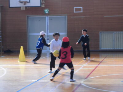 川原小学校と交流会（３年）