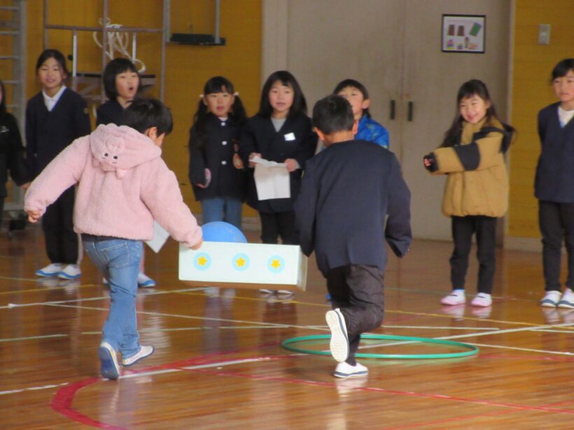 年長児さんと交流（１年生）