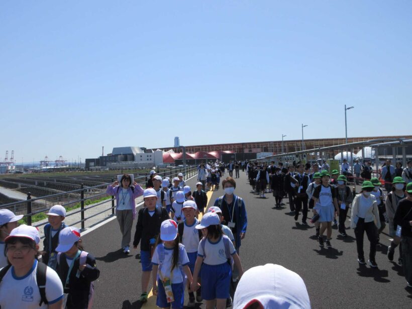 バス遠足で「大阪・関西万博」へ