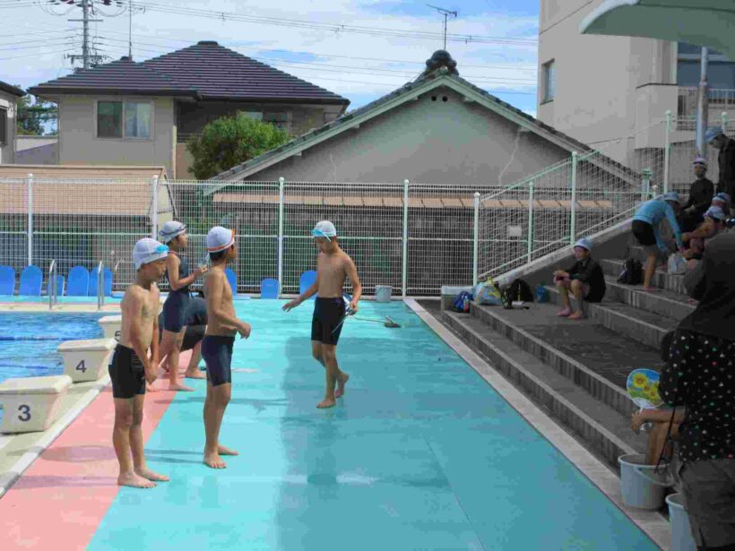 校内水泳記録会に挑戦（５・６年生）