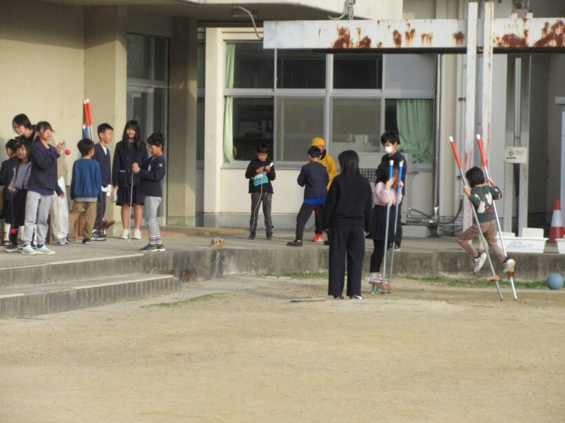 今日の丸栖小学校は・・・